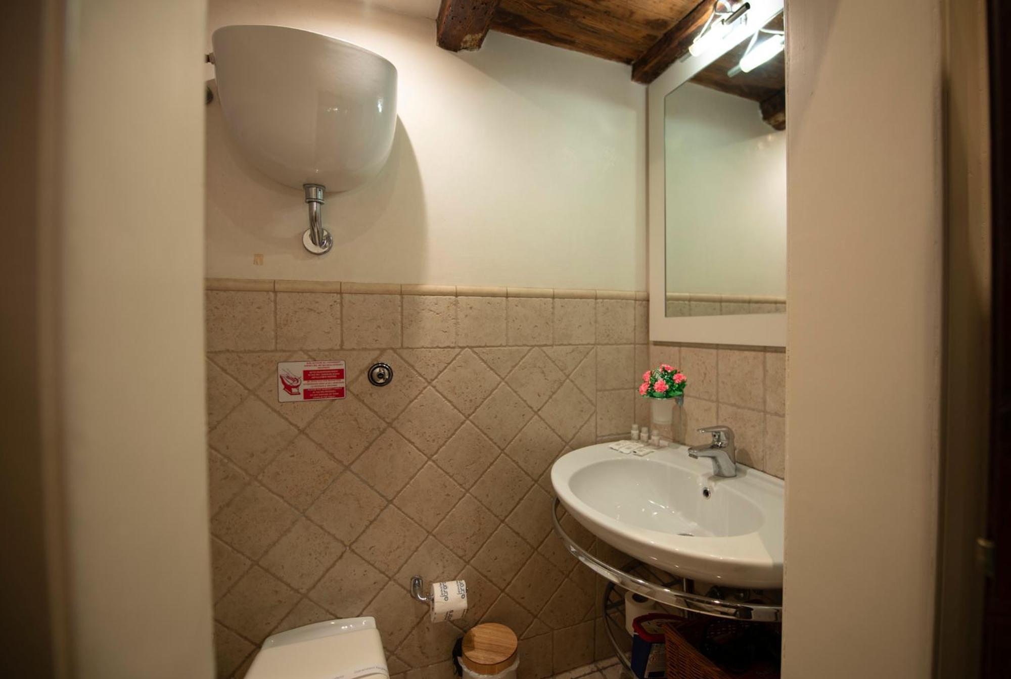 Terme Apartment By Mamo Florence Luaran gambar